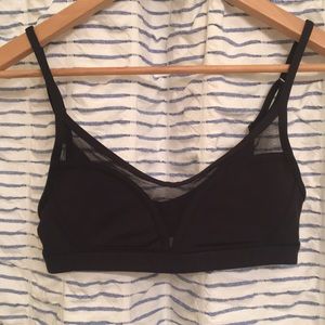 Sports bra